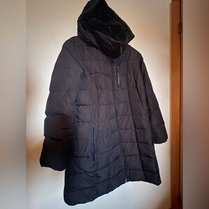 Michaels Kors Black Long Puffer Snow Coat with detachable fur collar and hood